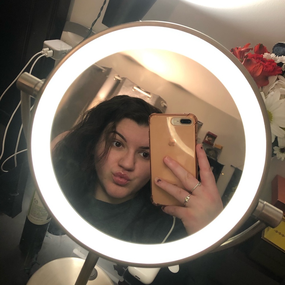 Meet your Posher, Amanda